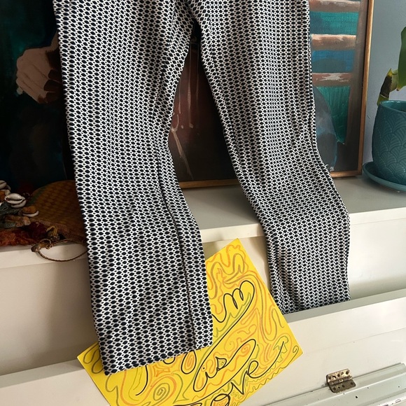ALFRED SUNG Monochrome Patterned Cropped Pants 4 - Picture 6 of 16